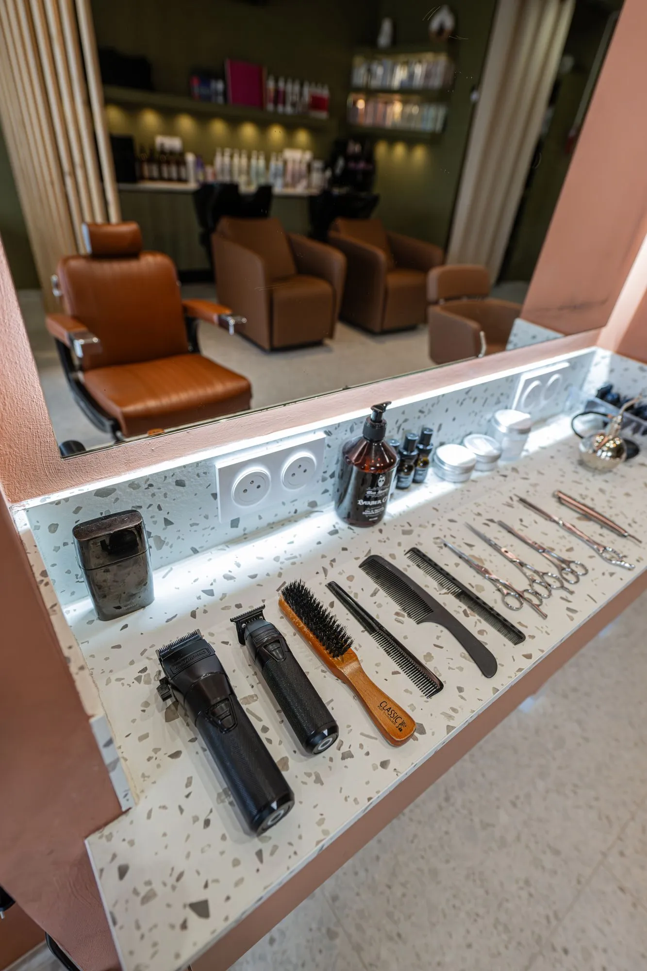 Ustensiles de coiffeur